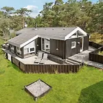 Gorgeous In Nexo With Kitchen 別荘 Vester Sømarken