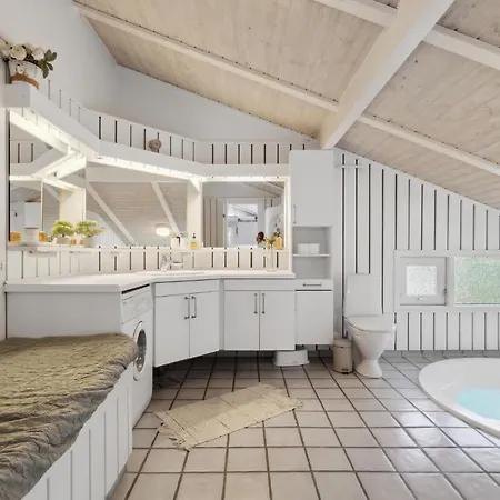 Gorgeous In Nexo With Kitchen Holiday home Vester Somarken