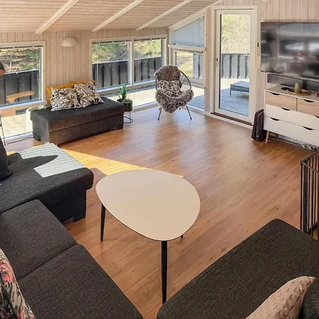 Gorgeous In Nexo With Kitchen *